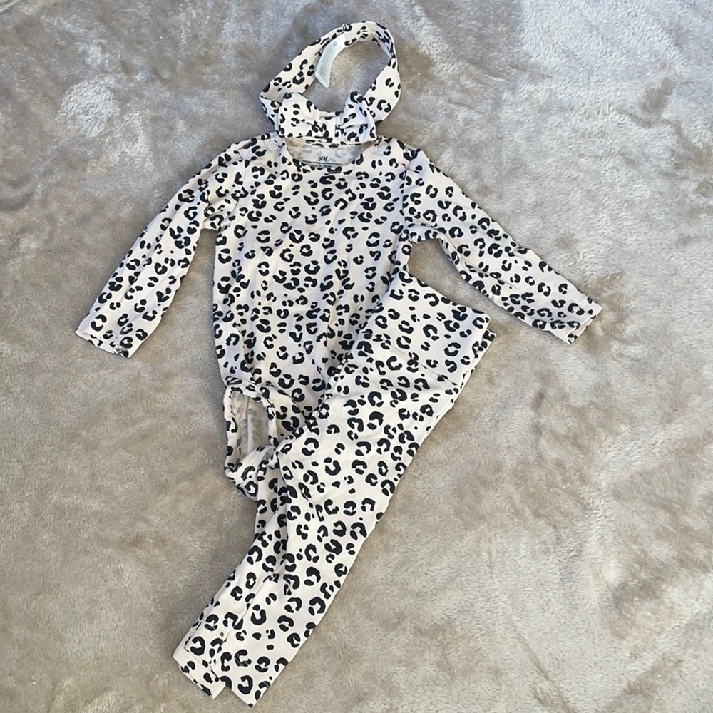 H&M 6 Month Cheetah Set